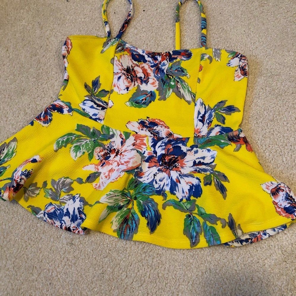 Yellow/floral Peplum tank top